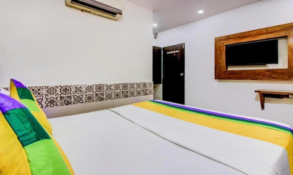 Kalpana Residency - Near Us Embassy Hotell Mumbai Eksteriør bilde