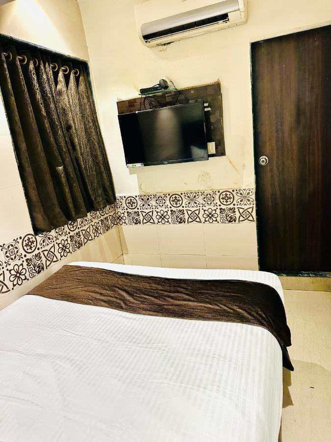 Kalpana Residency - Near Us Embassy Hotell Mumbai Eksteriør bilde
